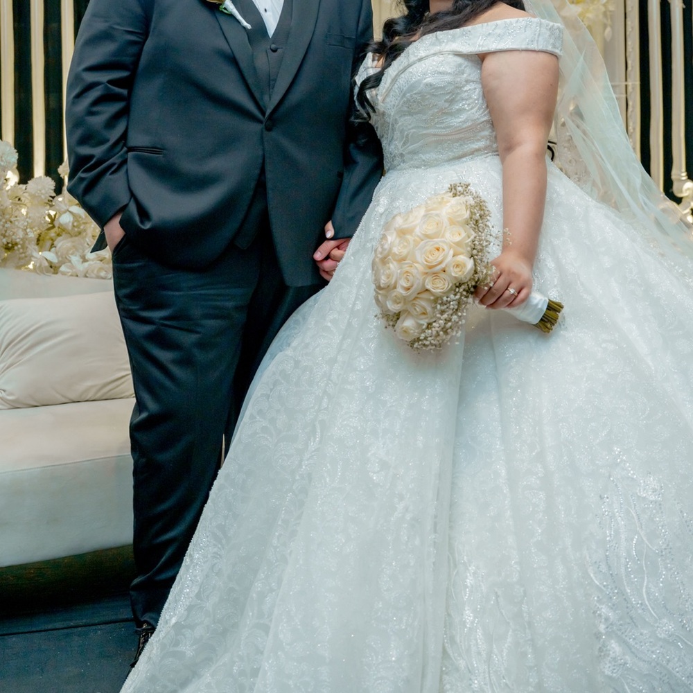 Elegant White Wedding Dress